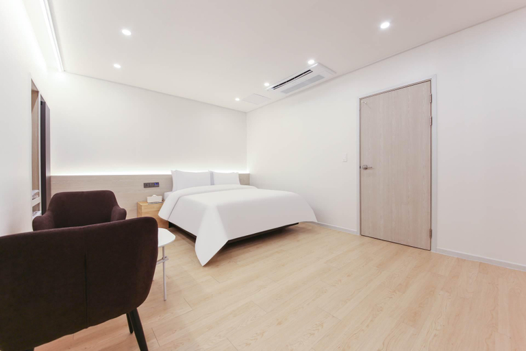 Bedroom 4, Mokpo Hotel Rest Peace Square Branch (REST HOTEL), Muan