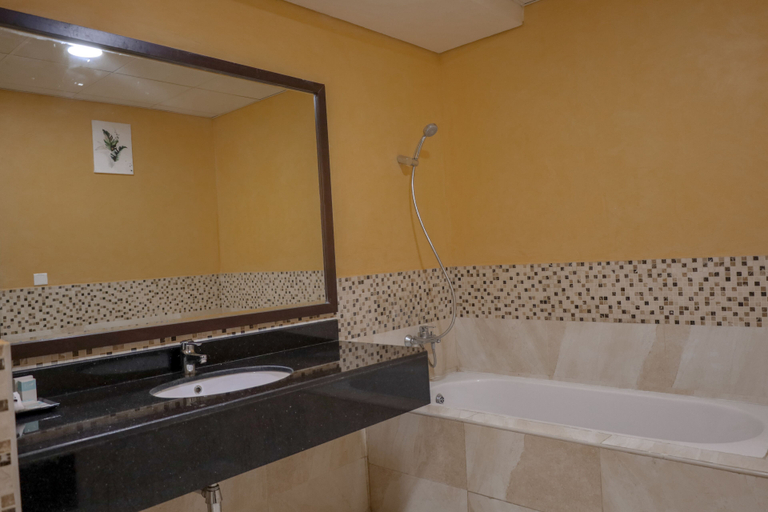 Bathroom 5, Hatta Guest House, Dubai