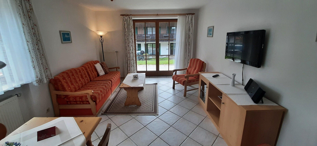 Others 1, Liebevoll Eingerichtete Ferienwohnung in den Alpen, Miesbach