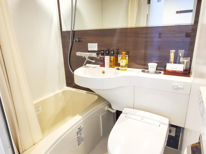 Bathroom 4, HOTEL LiVEMAX Yokohama Stadium Mae, Yokohama