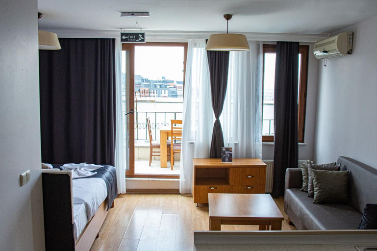 Bedroom 2, three apples suites, Beyoğlu