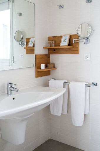 Bathroom 4, Hôtel Atlantic, Pas-de-Calais