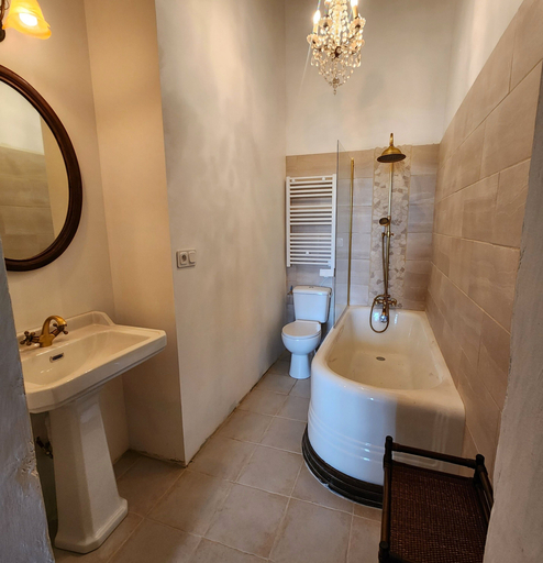 Bathroom 3, Château de Trévien, Tarn