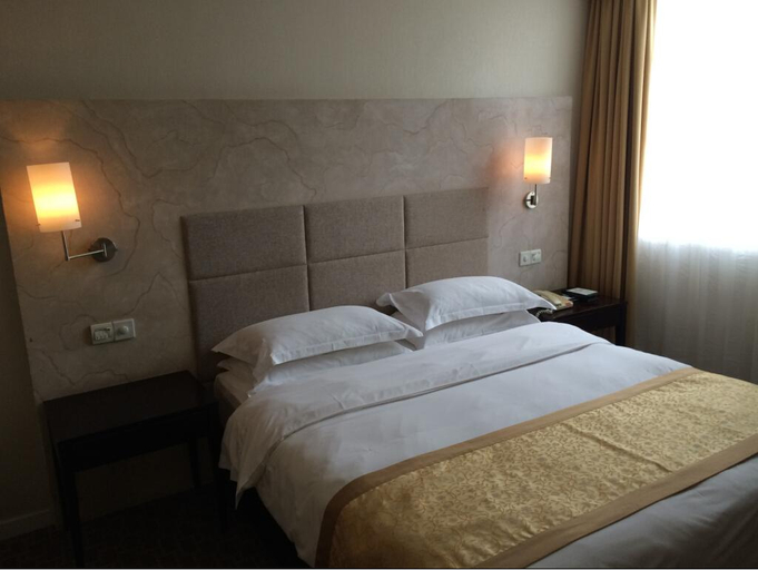 Bedroom 2, Fortune Hotel Shanghai, Shanghai
