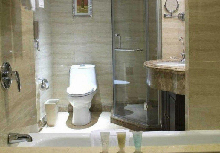 Bathroom 4, Qingdao Kuaitong International Hotel, Qingdao