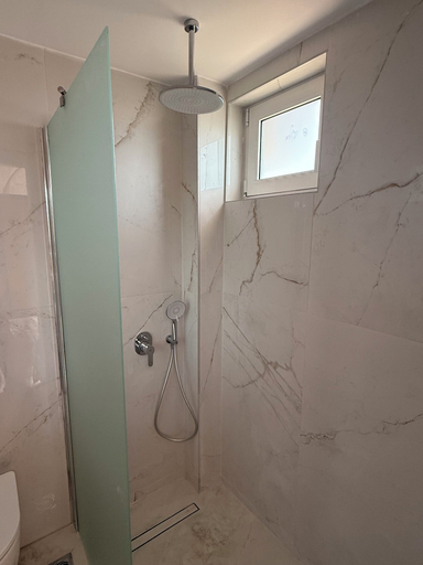 Bathroom 4, Golden Sun, South Aegean