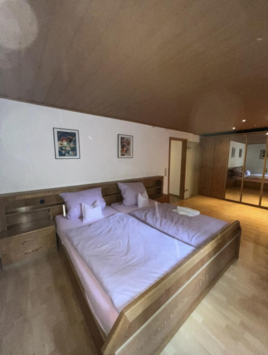 Bedroom 2, Hotel Garni Silberdistel, Göppingen