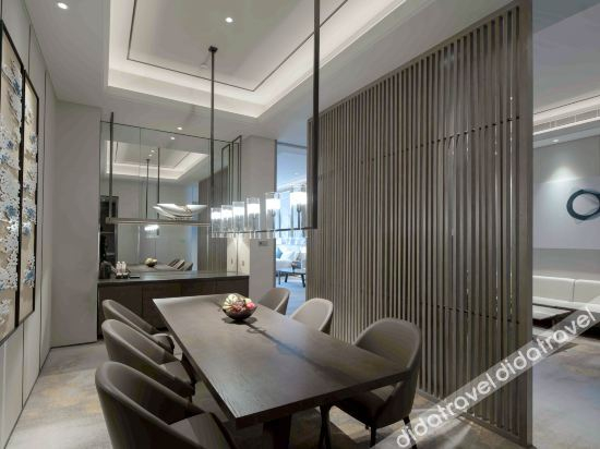 Others 4, Cinese Hotel, Guang'an