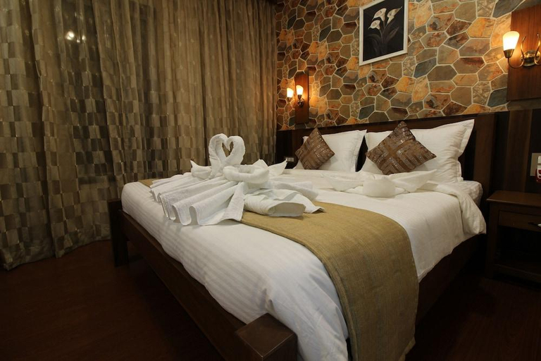 Bedroom 2, Hotel Majestique Pune, Pune