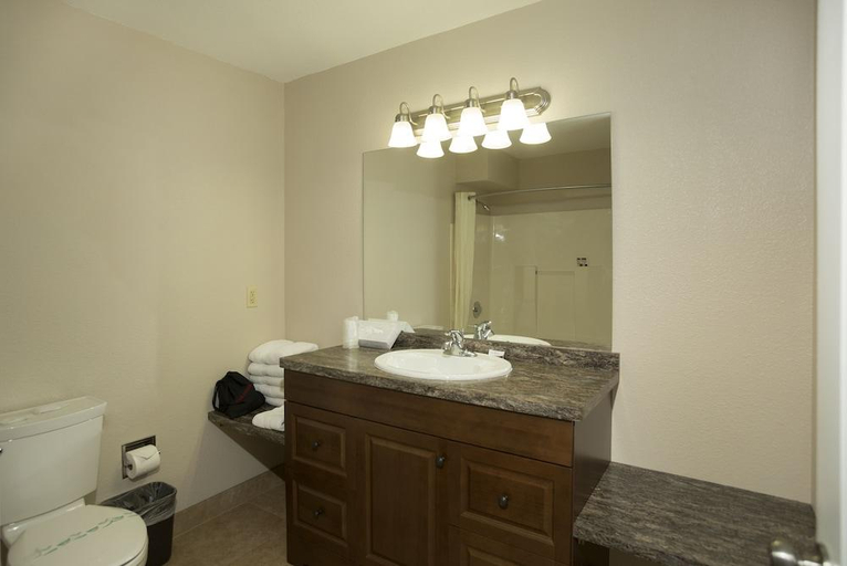 Bathroom, Forks Motel, Clallam