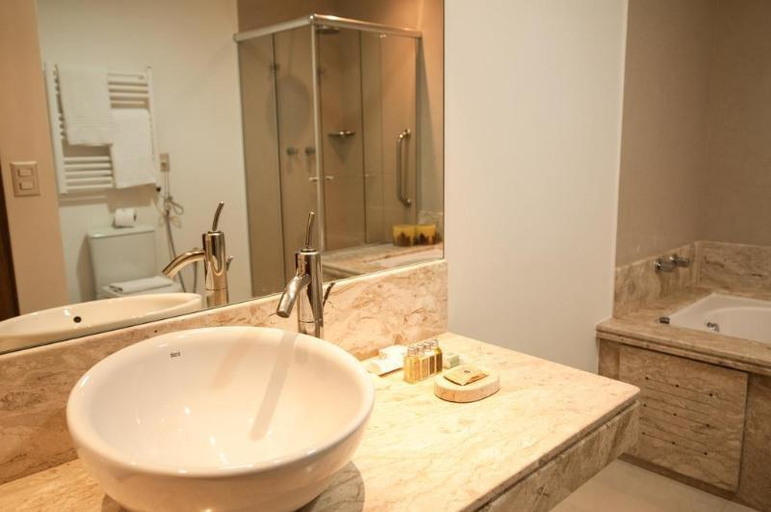 Bathroom, Hotel le Renard - Campos do Jordao, Campo Limpo Paulista