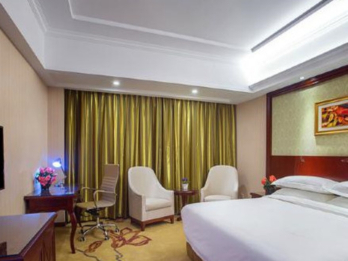 Bedroom 2, Vienna Hotel Tianjin Huaming, Tianjin