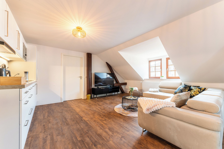 Living area 3, Vita Aurum Elbe-Apartments Neustadt, Dresden