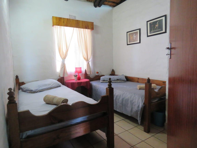 Bedroom 3, Impala Niezel Lodge & Safari Tours, Ehlanzeni