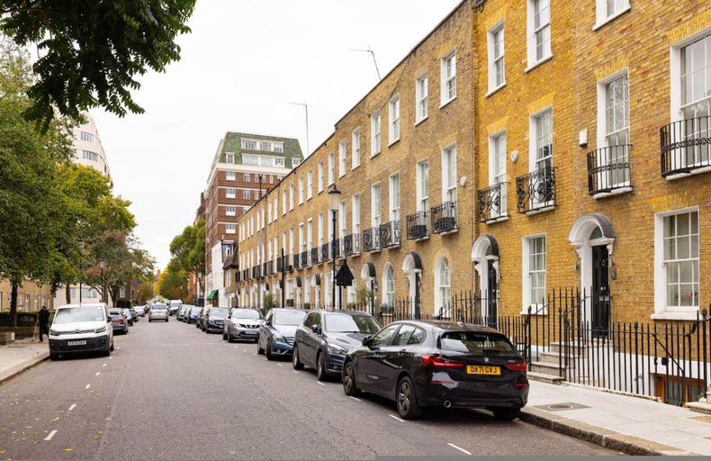 Room 3, The Impressionist s Fireplace 4 BR Home in Chelsea, London