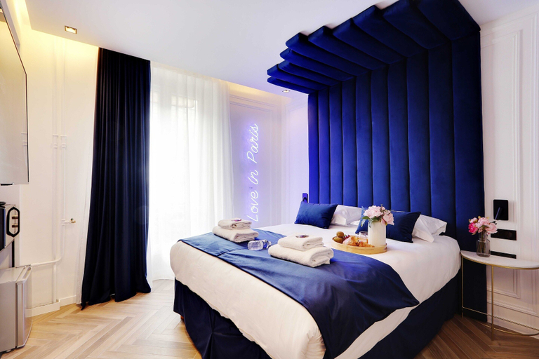 Primary image, Suberb Suite with Jacuzzi Le Marais Beaubourg, Paris