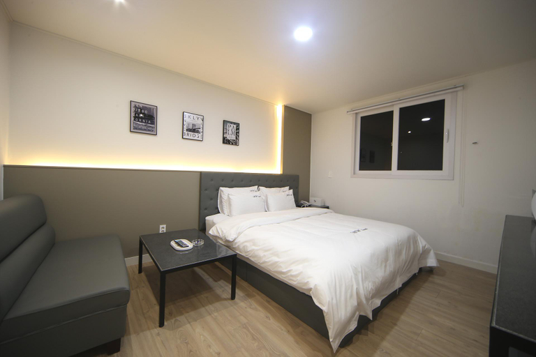 Bedroom 2, Ulsan Youngnam Alps MW, Ulju