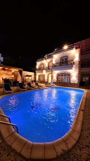 Sport & Beauty 2, Villa golden life apartments, new property with pool access, Luxor