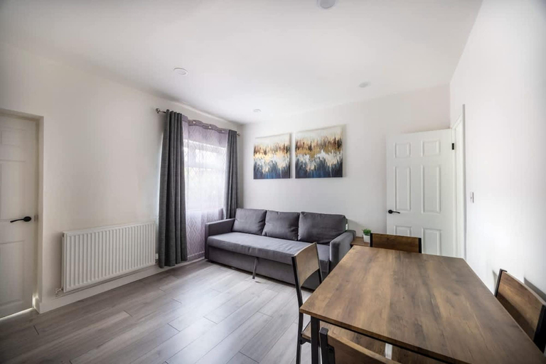Room 3, 3bedroom 2 Bathroom House-free Parking 5 Beds, Cumbria