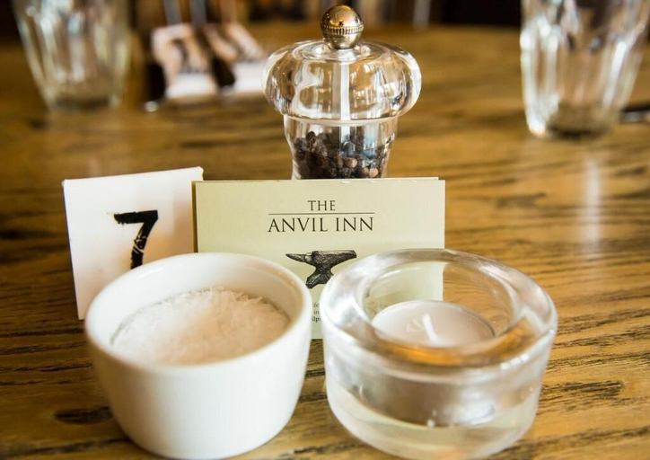 Food & Drinks 5, The Anvil Inn, Dorset