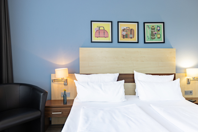 Bedroom 2, Garner Hotel COLOGNE PORZ - AIRPORT by IHG, Köln