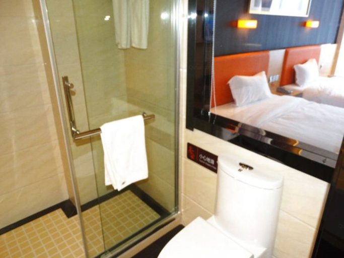 Bathroom 4, 7 Days Premium Yangzhou Baoying Street Anshou East Road Branch, Yangzhou