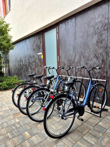 Bicycling, Energy Hotel & Business Center, Paks