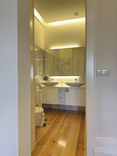 Room 2, Collection 3T in Oporto, Porto