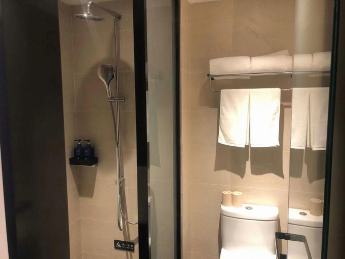 Bathroom 3, Hanting Hotel Beijing Xuanwumen, Beijing