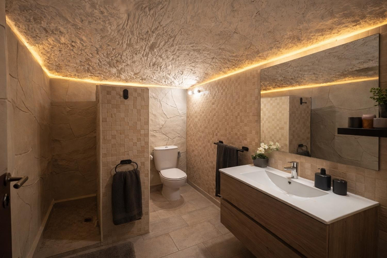 Bathroom, Alojamiento rural junto al historico santuario romano, Murcia