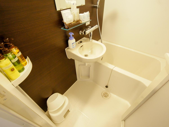 Bathroom 5, HOTEL LiVEMAX Yokohama Motomachi Ekimae, Yokohama
