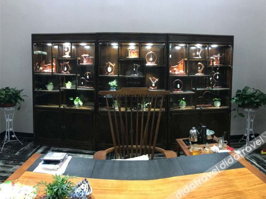 Others 2, Lin Hai Hotel, Khotan