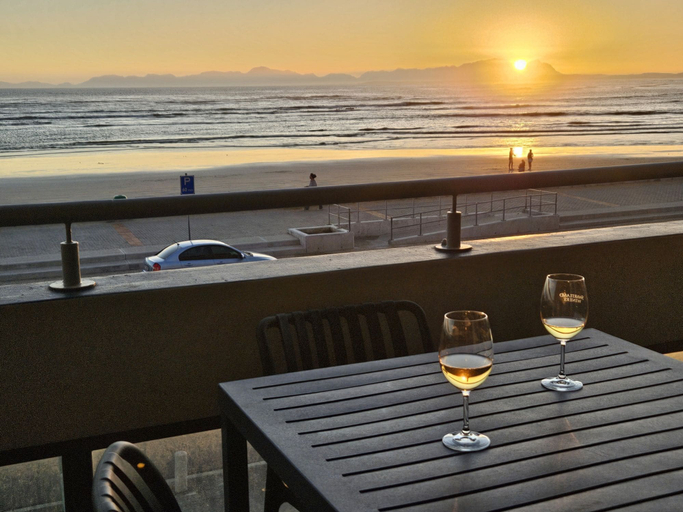 Food & Drinks, Searenity, City of Cape Town