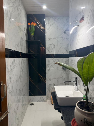Bathroom 3, Happy Home Guest House, Udaipur