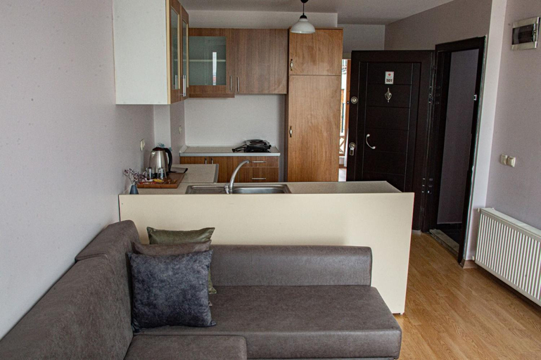 Others 5, three apples suites, Beyoğlu