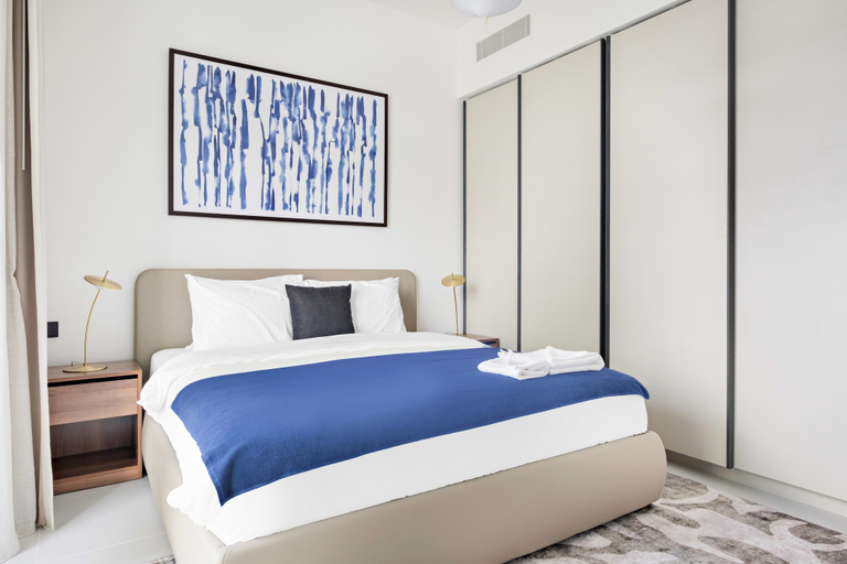 Room 4, Silkhaus Stylish 1bdr Harbor View Marina Vista, Dubai