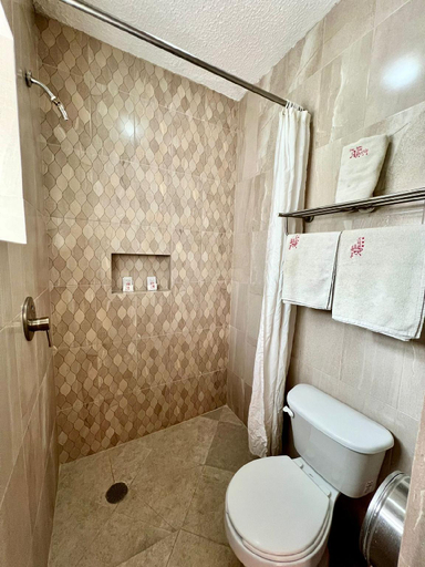 Bathroom 3, Hotel San Agustin, San Andrés Cholula