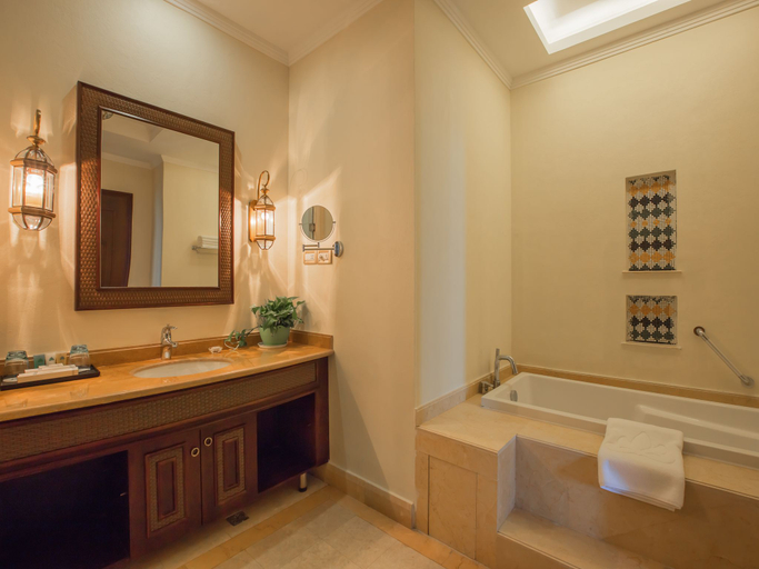 Bathroom 5, Malanhua Holiday Hotel Sanya, Sanya