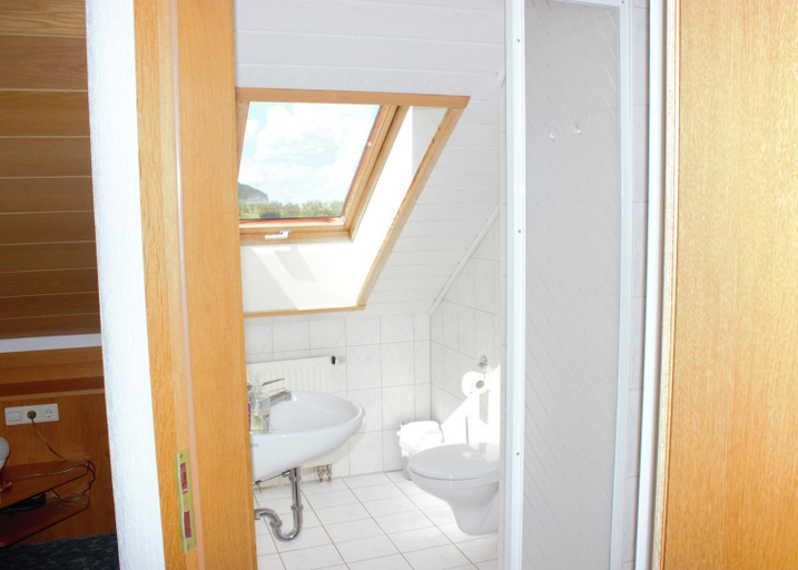 Bathroom 4, Hotel Garni Silberdistel, Göppingen