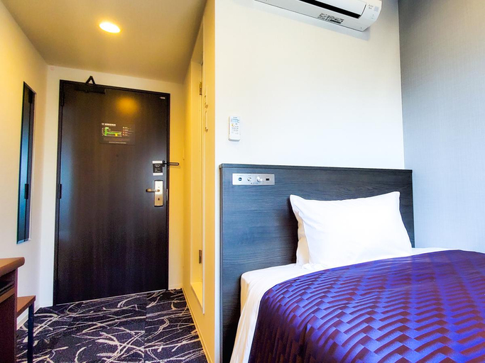 Bedroom 5, HOTEL LiVEMAX Yokohama Stadium Mae, Yokohama