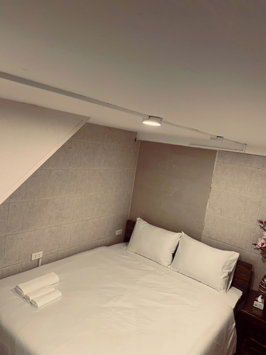 Room 4, Omeli Homestay, Hoàn Kiếm