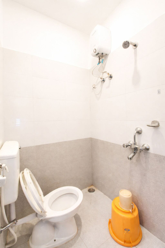 Bathroom, Hotel Blueee Sagar Near Golden Sea Beach, Puri