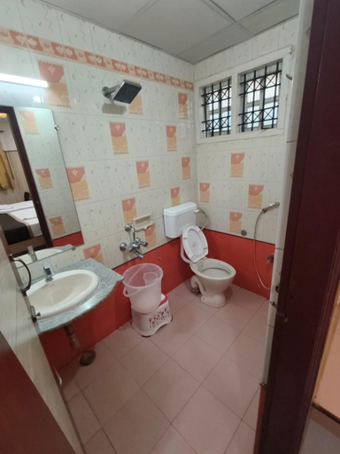 Bathroom 4, Hotel Anand Regency, Bangalore
