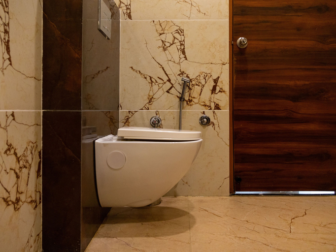 Bathroom 4, Trevon The Shire Inn, Nainital