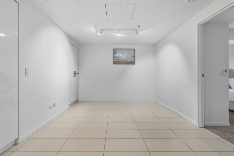 Interior detail, Stylish Apartment With Balcony and Pool, Hamilton