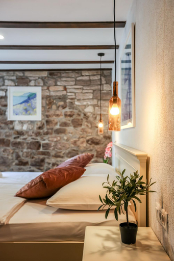 Others 3, Split Old Town Rooms Matushko, Split