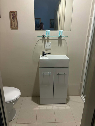 Bathroom 4, Lancefield Guesthouse, Macedon Ranges - Romsey