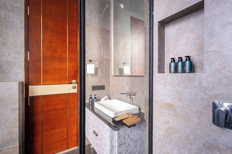 Bathroom 5, House of Tvara by ELIVAAS, Mewat