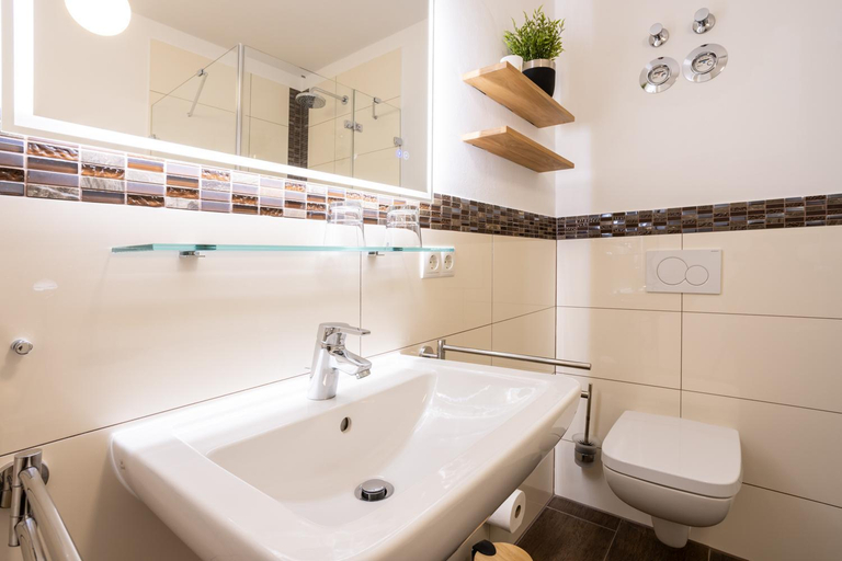 Bathroom 3, Villa Fabiola in Strandnahe, Vorpommern-Rügen