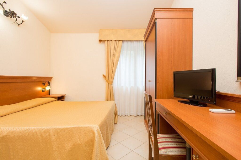 Bedroom 4, FRUIT VILLAGE Baia delle Sirene, Vibo Valentia